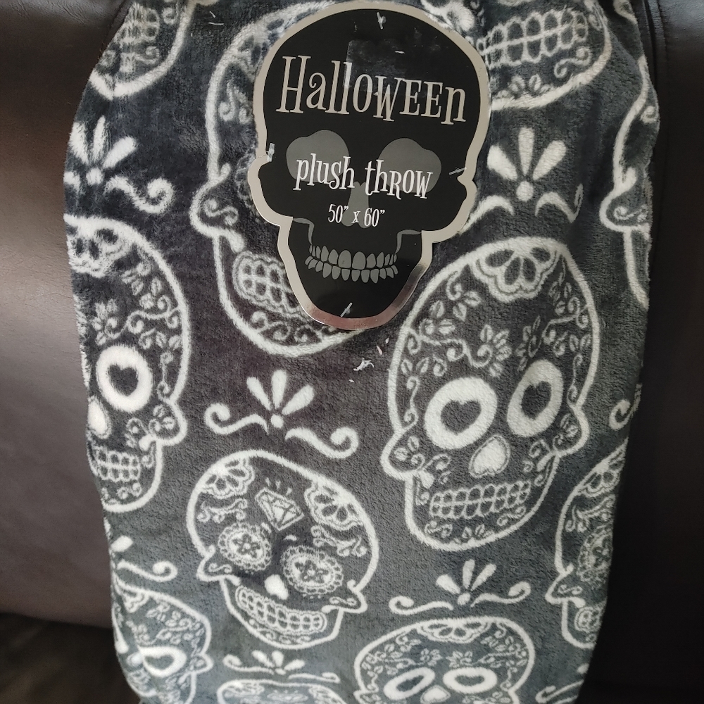 Sugar skull skeleton grey white throw blanket day of the dead